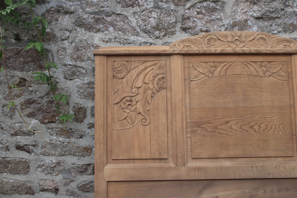 Tête de lit ancienne Art déco en bois sculpté aérogommé – 146 × 136 cm - Projet sur Mesure